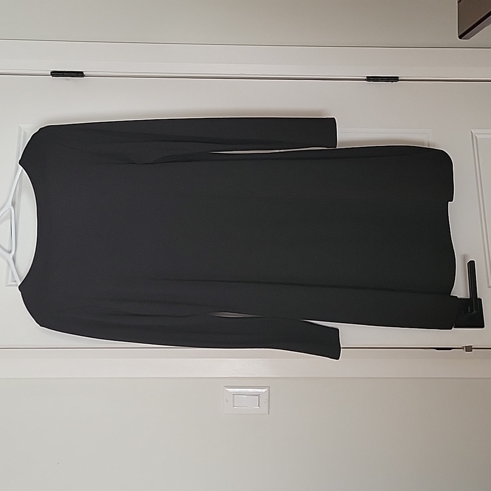 Dress - Picture 4 of 6